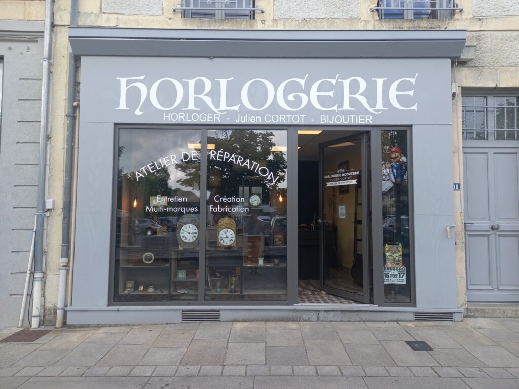 Atelier Horlogerie Julien Cortot — Boussac